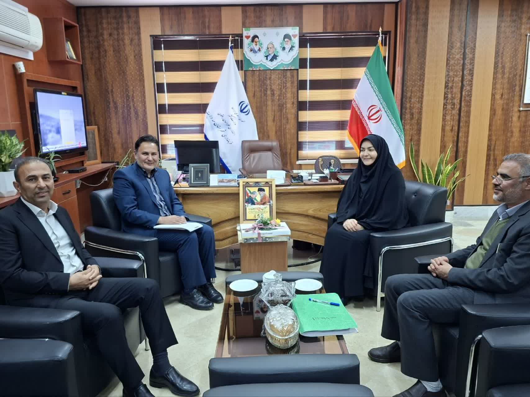 تجلیل از جایگاه زن و مادر؛ تبریک مهندس تیموری به نخستین فرماندار خانم استان در شهرستان مه‌ولات