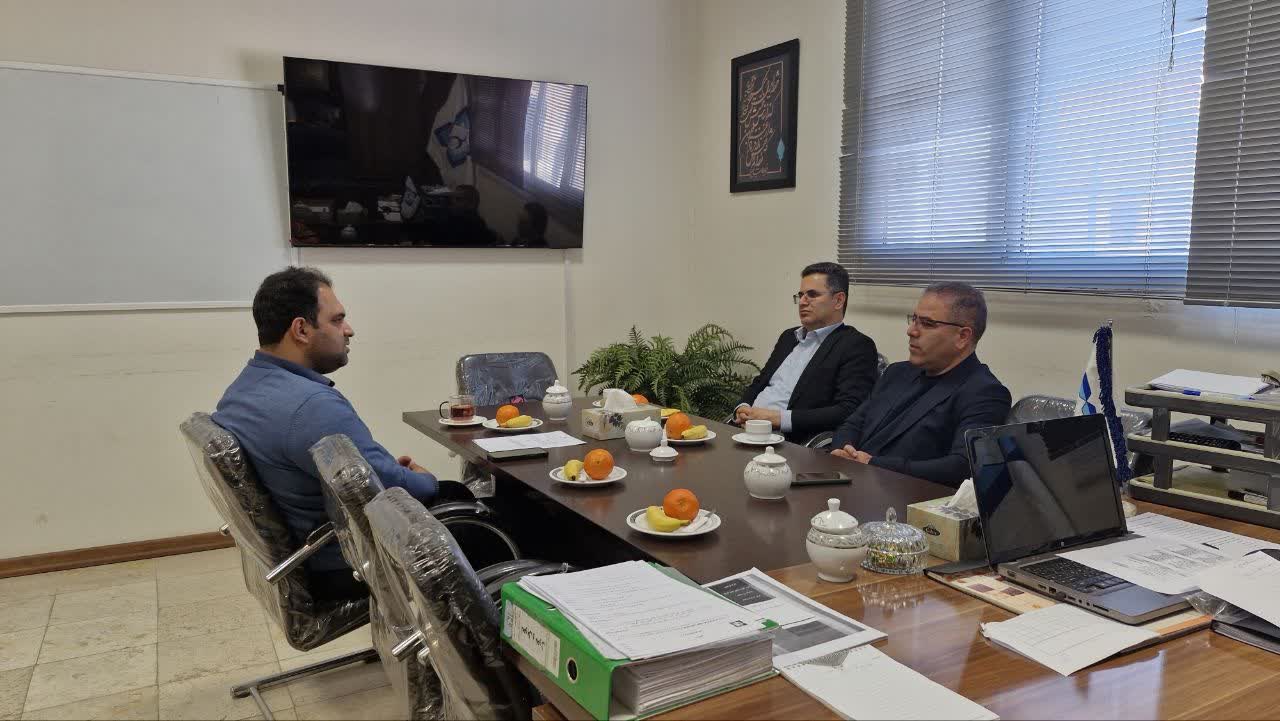 بهره مندی دهیاران سراسر کشور از مزایای بیمه تکمیل درمان در نشست مدیرعامل اتحادیه ملی و مدیرعامل اتحادیه خراسان رضوی